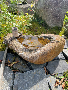 水鉢　石製品 楽天市場】水鉢 石（ガーデンオーナメント・置物｜エクステリア
