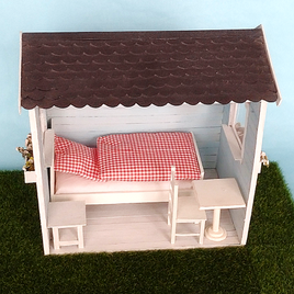 Wichtelzimmer mit Möbeln