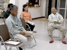 新庁舎建設について意見交換会が開かれた=10日夜、名蔵公民館