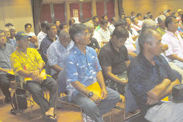 八重山漁協の通常総会が開かれた=26日午後、市民会館中ホール