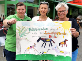 Futterspendenaktion im Raiffeisen-Markt Erkrath (Foto: Nicole Marschall)