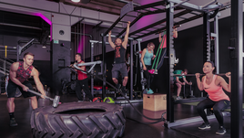 Trainierende beim Functional Training im GYM OHZ – vielseitige Übungen für Kraft, Koordination und Beweglichkeit