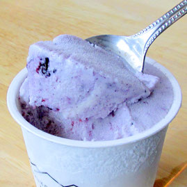 ブルーベリーアイスクリーム画像