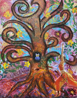 Intuitive Mixed Media Art mit Baum und kleiner Eule