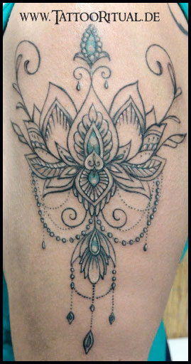 Fineline Tattoo Mandala Tattoo in Rostock