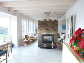 Ty Gwynt - 5 bedroom flat pack home from Germany