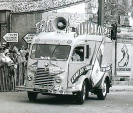 RENAULT 1000 KG LA VITTELLOISE       Caravane Tour de France 1950