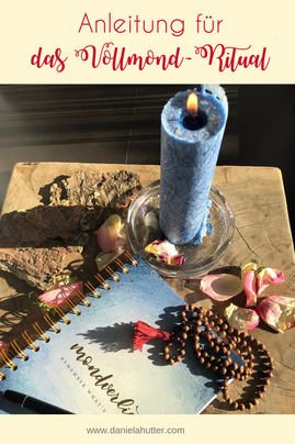 Vollmond Ritual wird unterstützt durch Meditation, Räuchern, Journaling