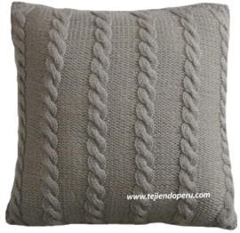 almohadones o cojines en dos agujas - knitted pillows