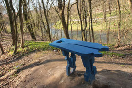Miško suoliukas / Forest bench (photo Gintaras Burba)