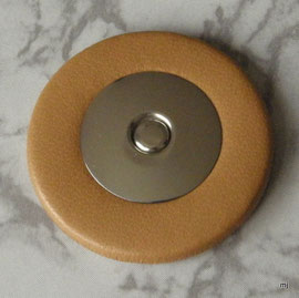 Sax pad with Super Action style resonator