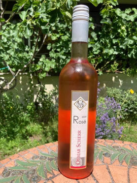 Wein der Woche: Pinot noir Rosee Spätlese trocken Birkweiler Königsgarten Pfalz. Fruchtig, frisch der ideale Terassenwein. Wein-dr-Scherr.de