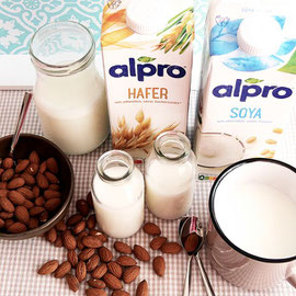 welche Milch ist die gesündeste? Fragen Sie uns - das Team der Petra Apotheke (apotheke kaiserslautern) Ratgeber für mentale Gesundheit und Achtsamkeit.