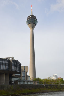 Rheinturm, 240,50 meter hoog