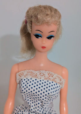 Unmarked clone doll found in Germany.