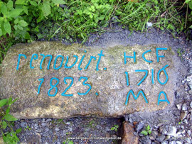 Stein an der Wesenitzbrücke des Ringenhainer Weges