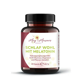 Flasche mit Produkt der Eigenmarke "Schlaf wohl mit Melatonon"