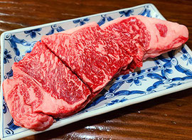 お肉が入った日はラッキーです