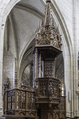Bild: Kunstvolle Kanzel in der Église Saint-Jacques in Le Tréport