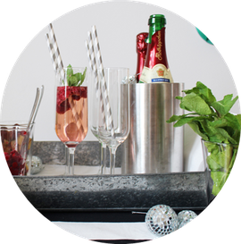 Bild: Ideen und Tipps für Sekt mal anders, als Sektbar und Pimp-your-Prosecco Getränkestation, gefunden auf Partystories.de