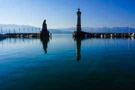 Lindau Hafeneinfahrt Bodensee. Foto Rainer Sturm stormpic.de