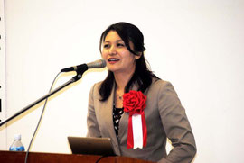 講演する豊田麻琴さん