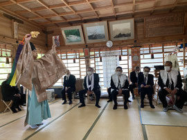剣の舞奉納