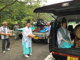 上萩山の剣会館にて