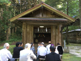彰徳殿での御霊の合祀祭