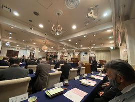 庁長挨拶 　理事席から協議員席を撮影