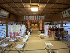 秋季大祭の鋪設