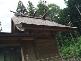 美用神社本殿