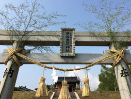 袋原神社の石鳥居
