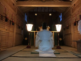神宮遥拝式