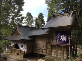 高圀神社