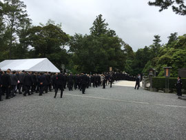 外宮前より揃って参進