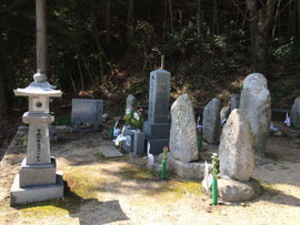 木山代宮家の奥津城