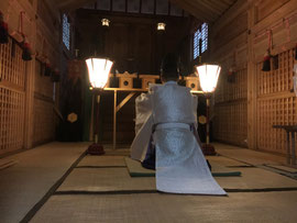 白紗地に雲立涌の狩衣(総裏付)