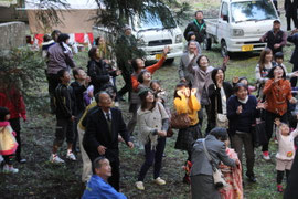 開運招福の福餅撒き