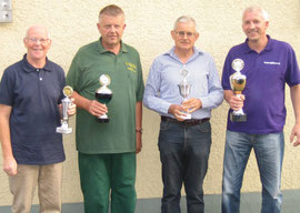 Die Meister der RV Oelde 2010 (v.l.): Hubert Lückemeier (1.Konkurssieger), Hans-Josef Tönsfeuerborn (3.RV-Meister), Hubert Peitz (2.RV-Meister) und Martin Stiens (1.RV-Meister)