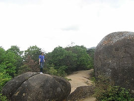 2012年5月 六甲山系巨石群にて