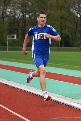 Erik Höpfner lief ein starkes 800-m-Rennen.