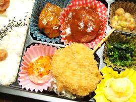 ロケ弁当　肉6　：　魚4の割合で？