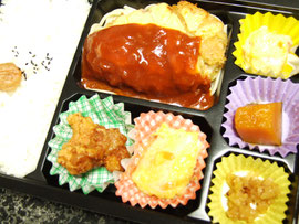 ロケ弁当　ハンバーグチーズカツレツ
