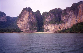 Climbing in Thailand at Krabi Phi Phi Island