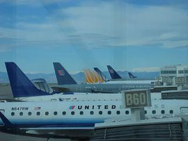 デンバー国際空港/ Denver International Airport