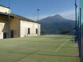 Tennisplatz Pianello - direkt am See