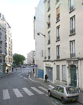Premier plan à droite 103 rue de la Glacière; Second plan : l'"ilot" Glacière
