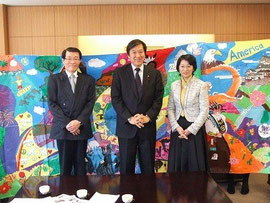 2012.2.28 山口壮外務副大臣室で