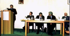 Convegno di deontologia forense-Relazione dell'Avv. Timpanaro di presentazione della sua pubblicazione "Contributo per l'elaborazione di un codice di deontologia forense" 1995 - Avv. Remo Danovi Presidente C.N.F.; Avv. Antonio Leonardi, Presidente OUA.